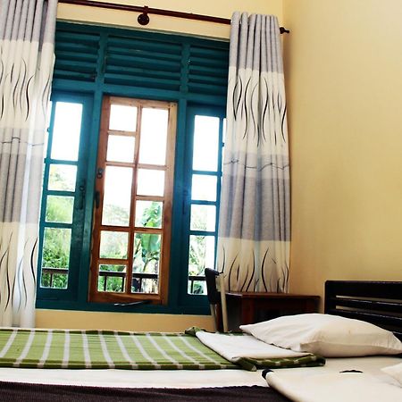 Ella 360 Hotel Стая снимка